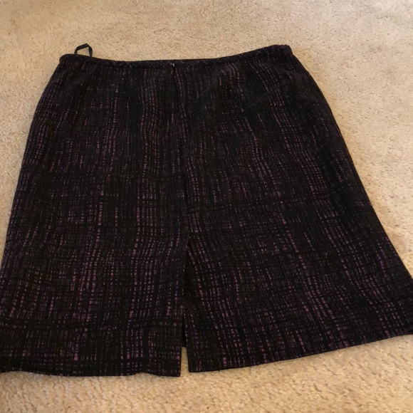 Calvin Klein- Crosshatch print skirt - Picture 3 of 3
